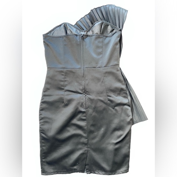 ASOS Formal Dress - Picture 2 of 4